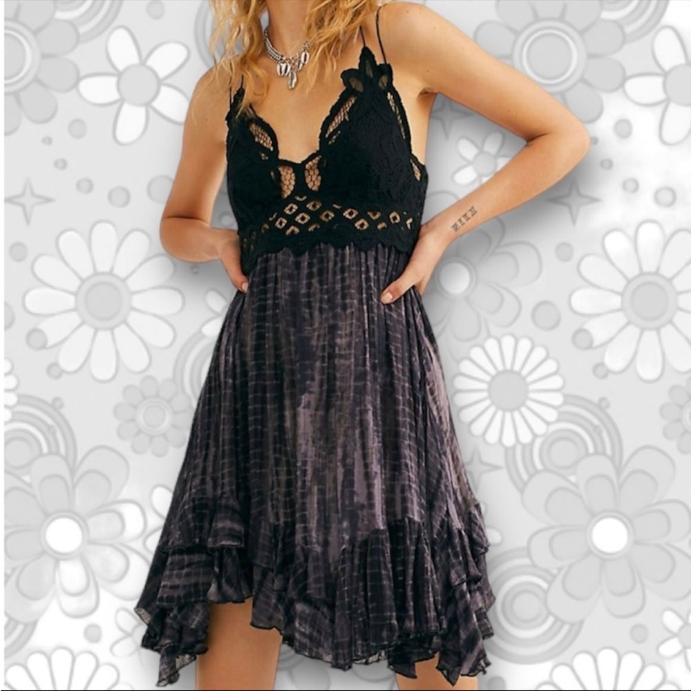 ✌🏼Free People Adella Dress